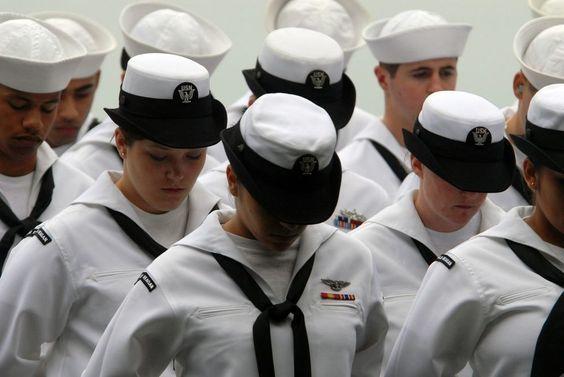 以前,美国女水兵的帽子是酱滴,不是迪克西帽.