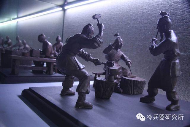 原标题中国古代刀剑的锻造方法