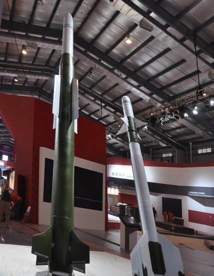 四弹一坑不是梦:dk10防空弹