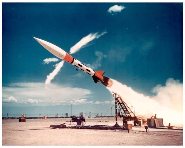 这种火箭弹配备核弹头1发弹威力堪比一个炮营齐射