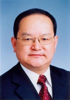 鹿心社获提名候选江西省长 原省长吴新雄卸任