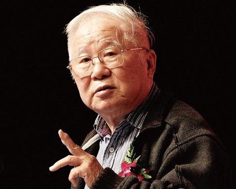 92岁院士站着做报告 学生们趴着打瞌睡(组图)