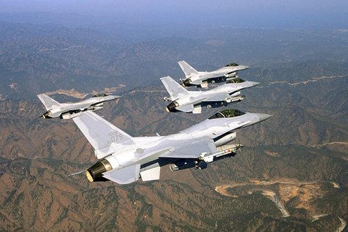 朝鲜现代战斗机图片