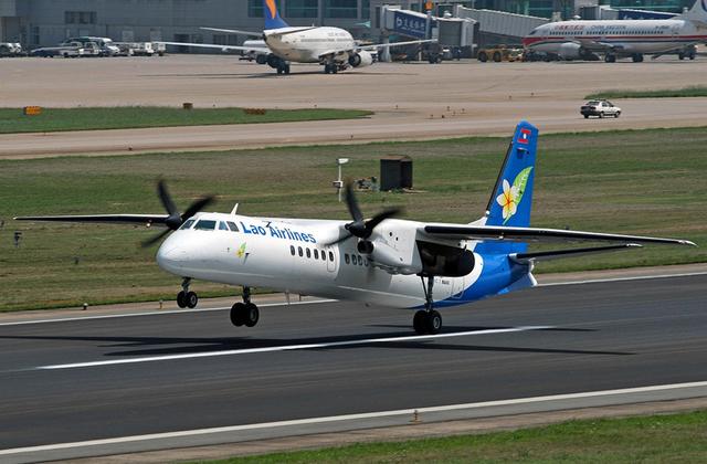 新舟60交付吉布提 总统称赞中方售后人员