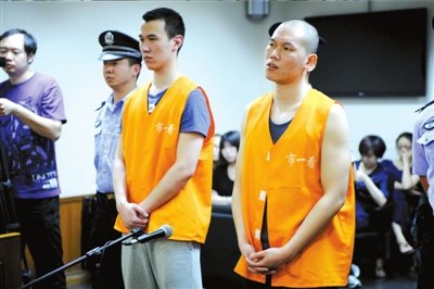 琐事引发斗殴老人身亡 劝架男子动手被判刑