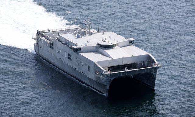 海军陆战队司令威斯勒宣布,最早将在2018年向亚太地区增派3艘两栖攻