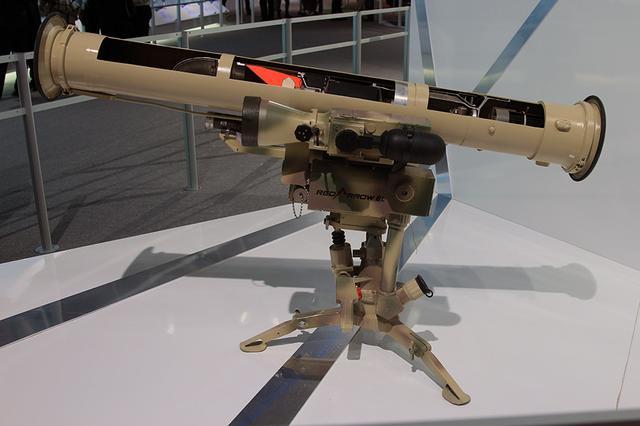 988万元:专打炮楼的中国红箭-8f