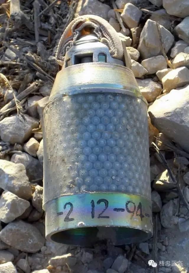 在黎巴嫩跟随中国维和工兵亲身感受子母弹