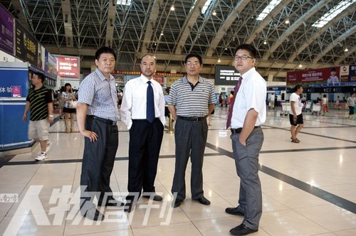 重庆"涉黑案"律师:薄熙来被抓后仍不敢去重庆