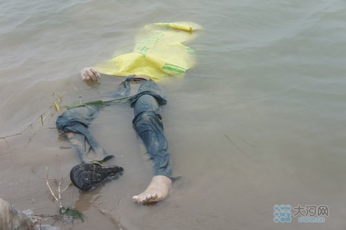 男孩溺水身亡正面图片