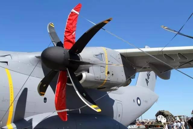 a400m:一架涡桨运输机,战术性能竟接近c-17