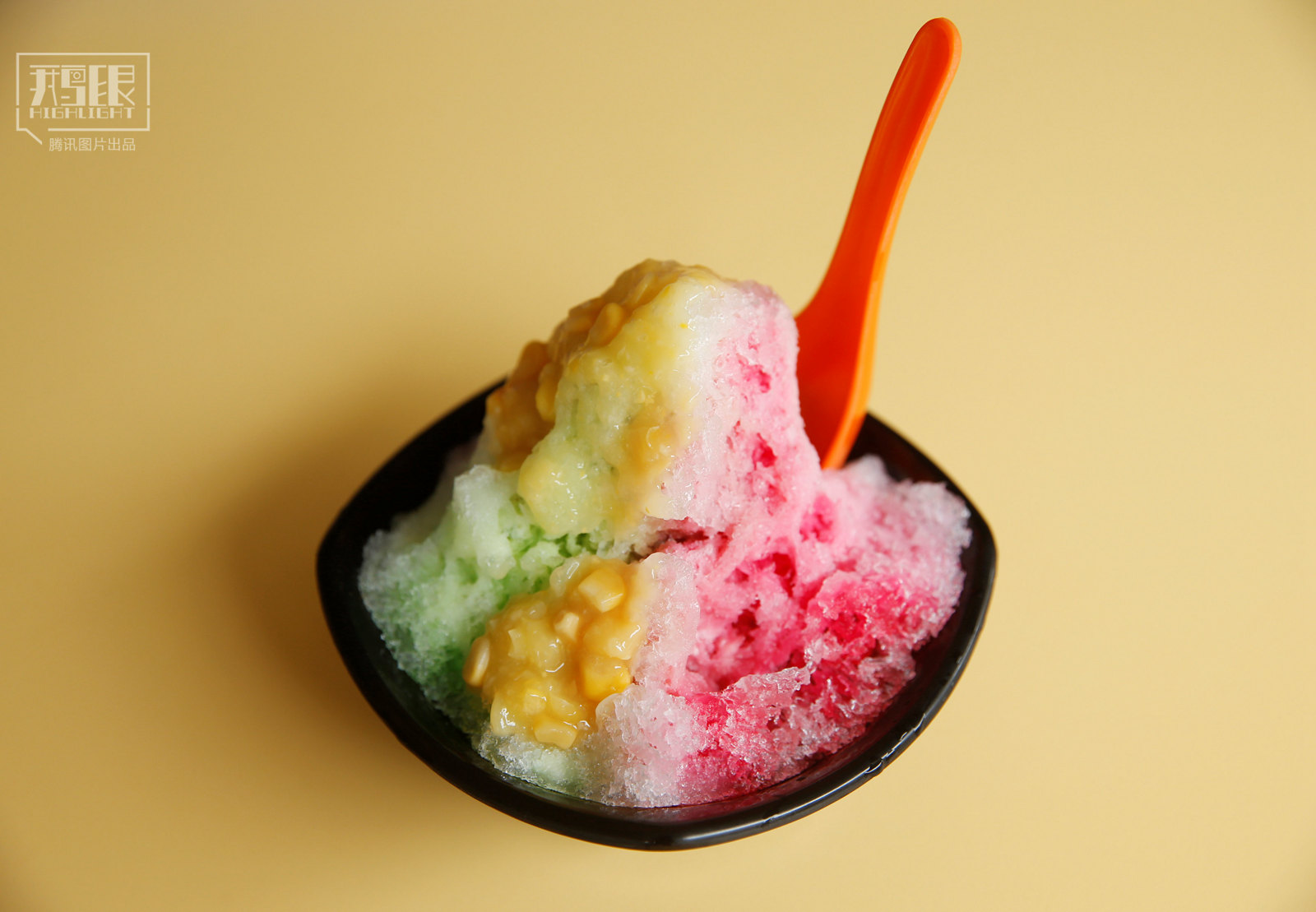 一碗红豆冰卖1.5新加坡元(约7元人民币).