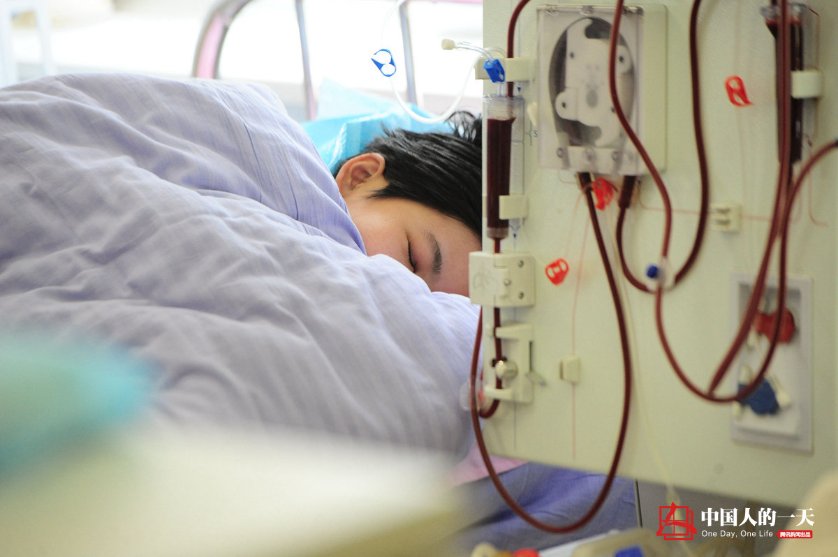 中国人的一天第3081期：尿毒症女孩征战高考