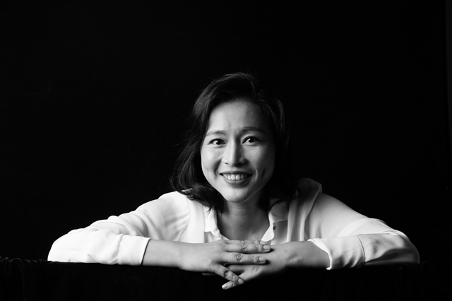周轶君女士