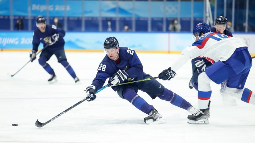 冰球男子半决赛：芬兰队对阵斯洛伐克队