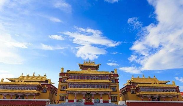 笔者最近参访的第3家汉地藏传佛教场所是黑龙江大庆市的富裕正洁寺