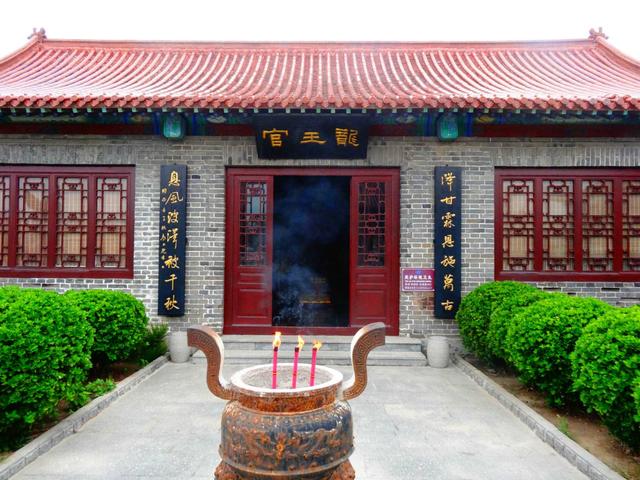 四海龙王在宋朝都被加封为王,而且多次增加尊号,东海与南海龙王尤受