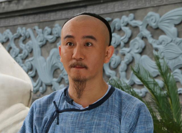 郑板桥这里并没有涉及利益问题,只提出了一条标准,即是否心安.