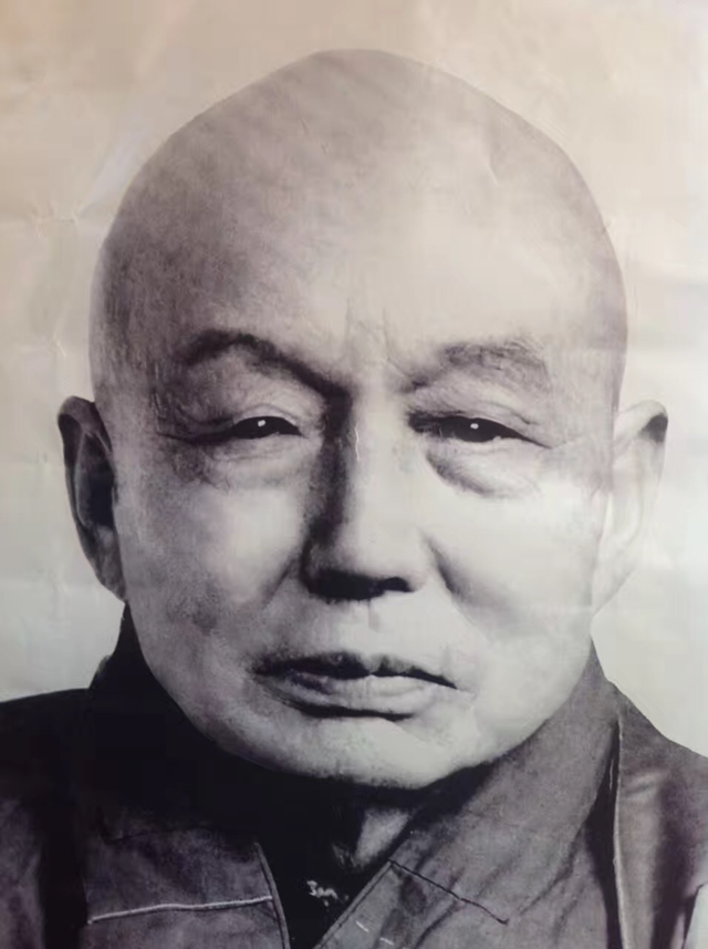 常海法师 纳衣薰风桐木暖  德范犹香启后人 上道下根长老,生于1908年4