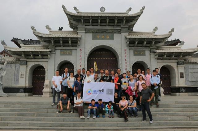 我们做的这个事情,其象征意义远大于实际意义,磅礴浩大的五台山道场