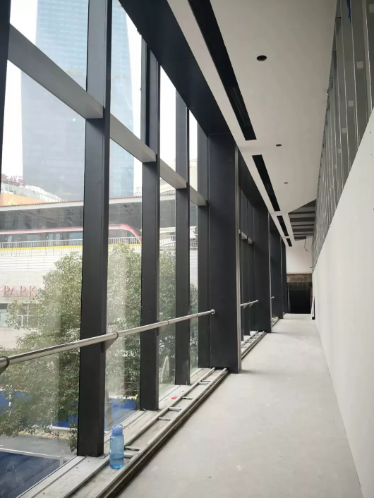 中山公园地铁站二层连廊下月竣工 地下通道年底投用