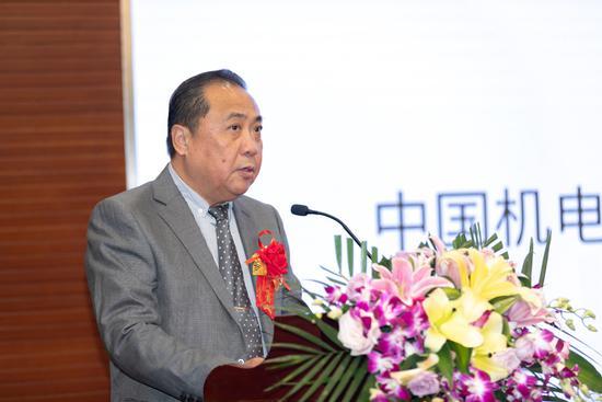 中伟卓特液压科技有限公司总监刘水根先生对此次新闻发布会的盛大召开