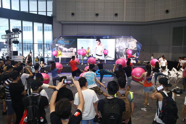2018 FIBO CHINA在沪揭幕 点燃健身激情