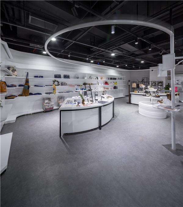 市北高新：公司依托“基地+基金”“投资+孵化”双轮驱动模式(图1)