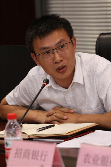 招商银行石家庄分行金融部总经理黄明亮发言