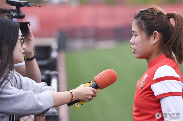 专访王丽思:荷兰没想象中弱 进攻上做得不够