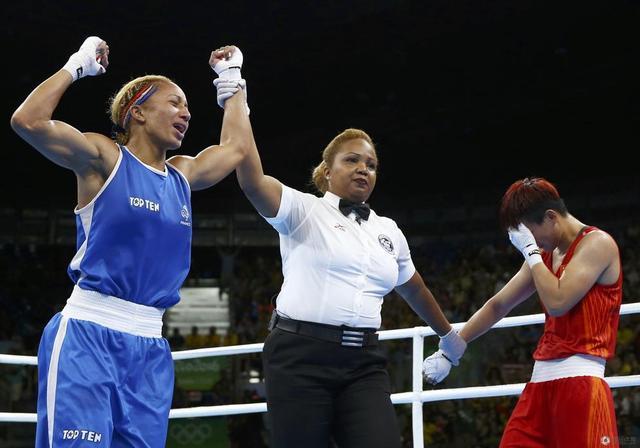 尹军花点数劣势错失金牌新规则促出拳更主动