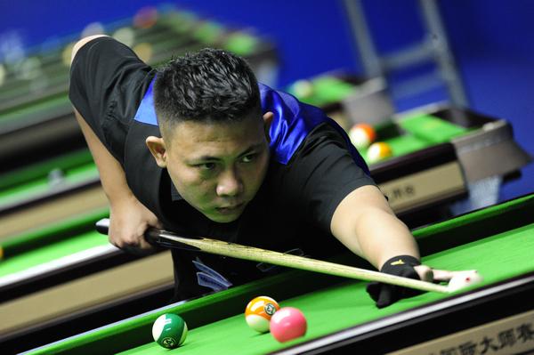 中式八球首日郑宇伯波茨领衔败部王也四连炸技惊四座