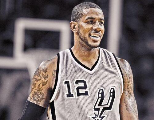 阿德在马刺找到家的感觉盼能开心健康刷冠军