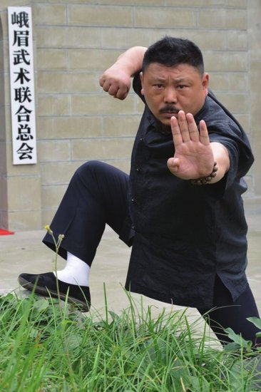 峨眉武术传承人疑因过劳而死功勋卓著仅45岁