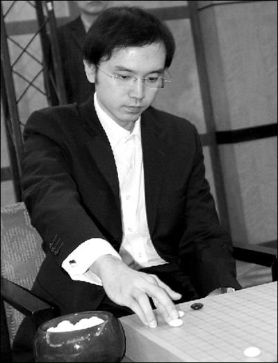 刘思明称棋院修改奖励升段规定 谢赫直升九段