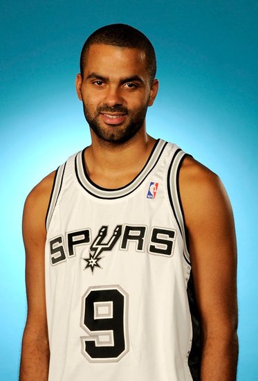 帕克离婚勾上银星花魁篮网队组建女版三巨头