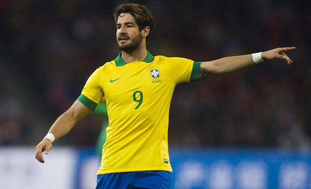 凄惨!切尔西欲同帕托提前解约 中超队利好?