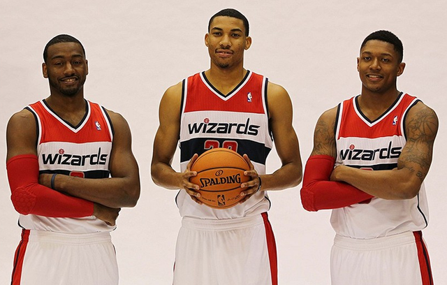 一队同时拥有三位亿元先生奇才遭遇历史难题