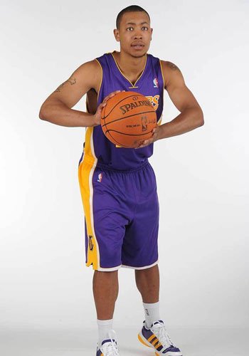 湖人新秀安德鲁-古德洛克腾讯体育讯 北京时间11月2日,《洛杉矶时报》