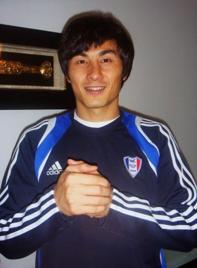 李玮锋荣膺水原最佳后卫 主帅称大头亚洲难找_体育_腾讯网 - 天胶