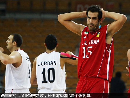 中国vs伊朗男篮_2013男篮亚锦赛中国vs伊朗_中国男篮战胜伊朗