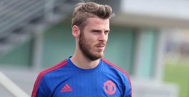 和往常一样,记者们守候在西班牙职业足球联盟(lfp)等待大新闻.