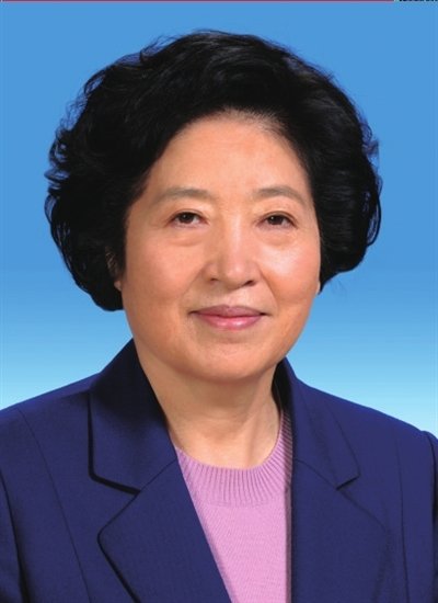 说起自己的遭遇,杨军林掩面而泣.本报记者欧阳晓菲摄