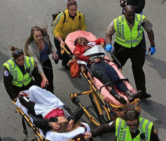 视频 综合体育[ 导读]美国波士顿马拉松比赛接连发生两起致命爆炸袭击