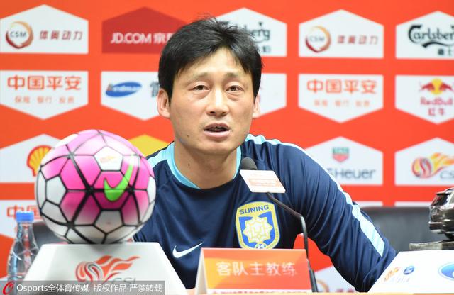 苏宁唐京:队员受天热影响 还不便评价崔龙洙