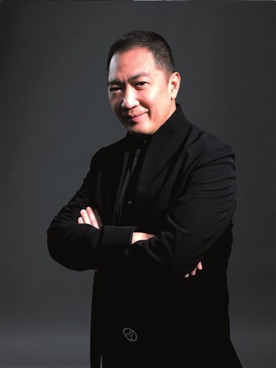 1997年,一次丝绸之路的探访使dennis深深震撼于中国古代文化遗产,激发