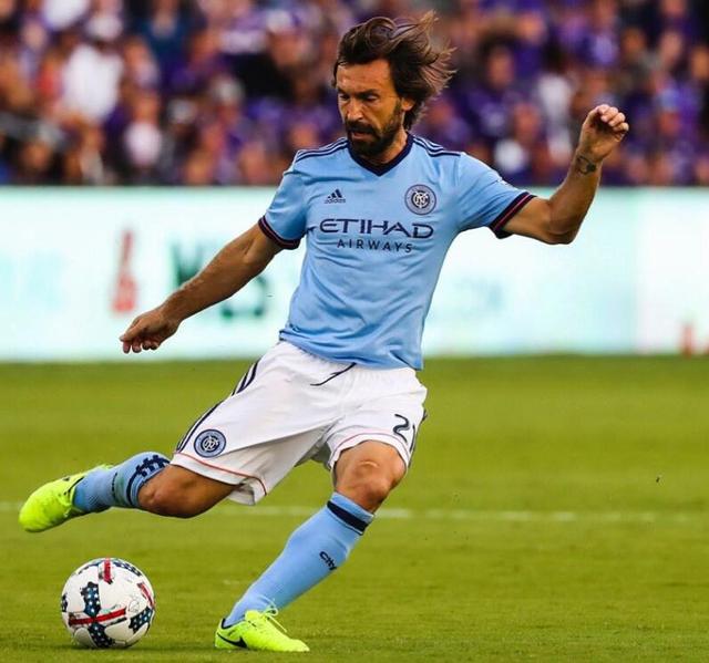 对话皮尔洛有球就给我优雅大师的快意人生