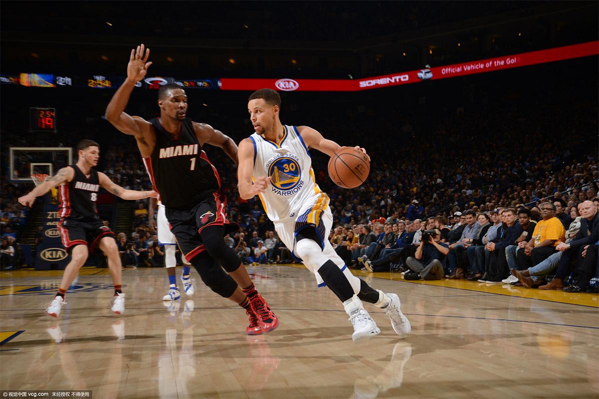 从不被看好到超级巨星库里大器晚成上演励志