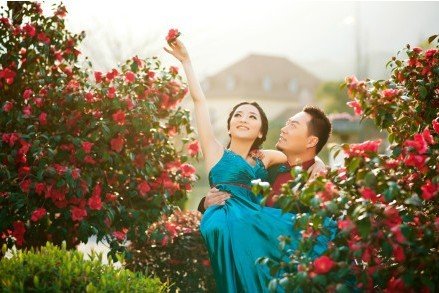 毛昱衡艺术照李玉普毛昱衡婚礼现场(图片来源:张晓露博客)