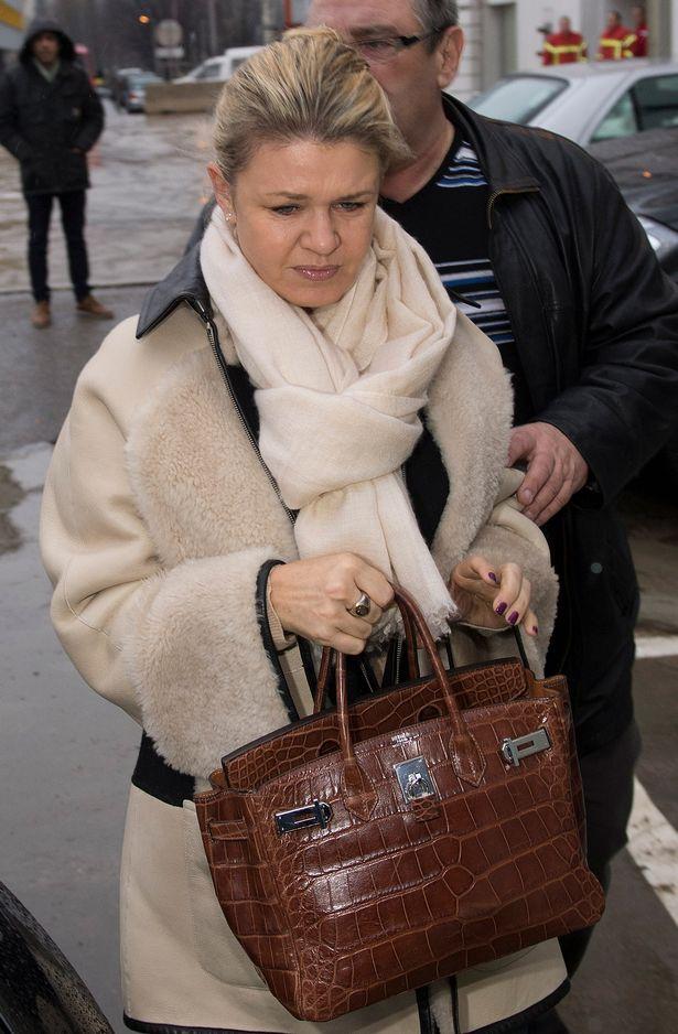 科琳娜面容憔悴